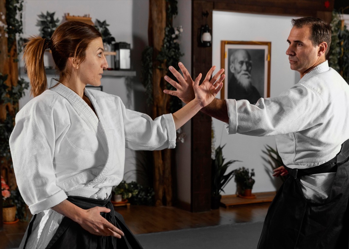 Sztuka samoobrony Aikido: filozofia i praktyka